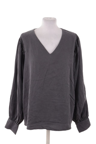 Background removed
