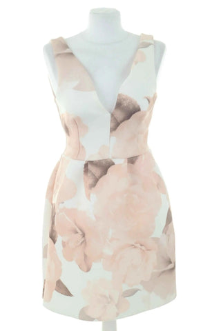 Weißes Kleid