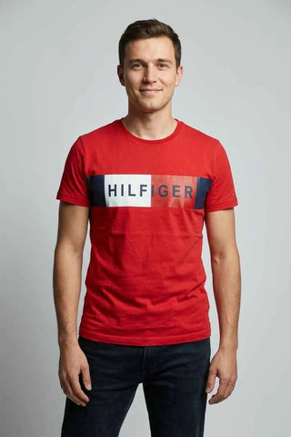 T-shirt bawełniany Hilfiger - Czerwony