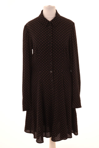 Kleid mit Punkten