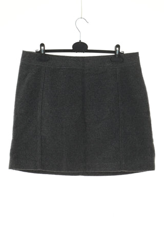 Grauer Rock 50% Wolle