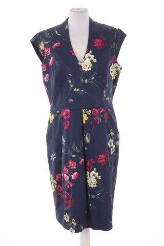 Kleid mit Blumenmuster