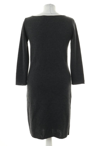 Graues Kleid