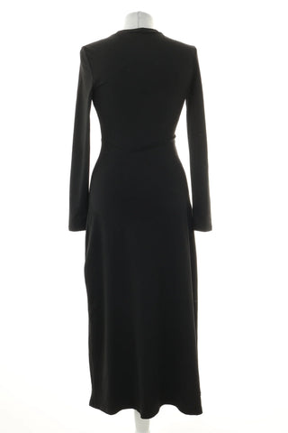 Schwarzes Kleid