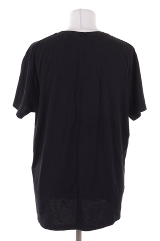 Schwarzes T-Shirt