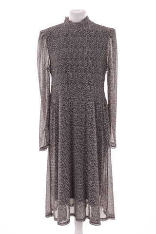 Kleid mit Blumenmuster