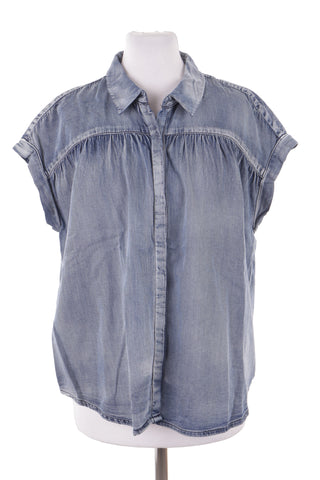 Blaue Bluse