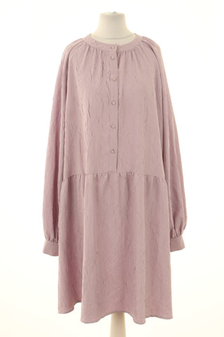Violettes Kleid