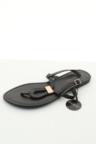 Schwarze Sandalen