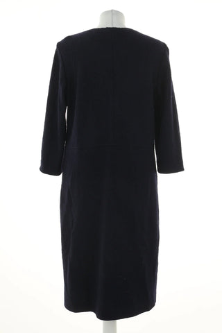 Dunkelblaues Kleid