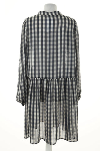 Kariertes Kleid