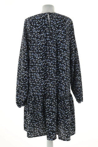 Kleid mit Blumenmuster