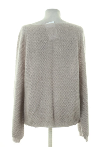 Grauer Pullover