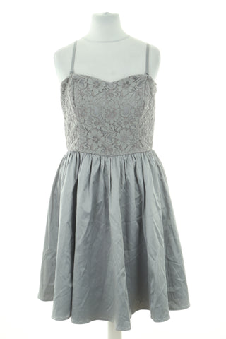 Graues Kleid
