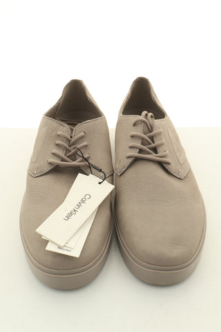 Beige Lederschuhe