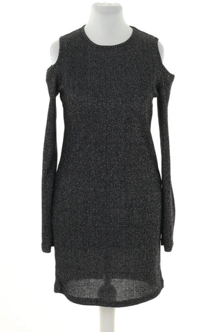 Glänzendes Kleid