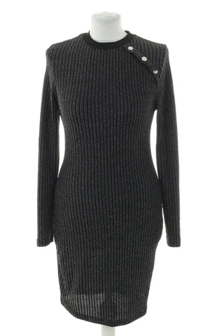 Schwarzes glänzendes Kleid