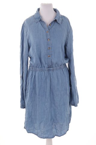 Blaues Kleid aus 100 % Lyocell