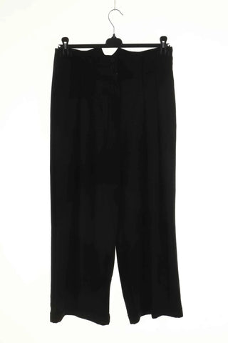 Schwarze Hose