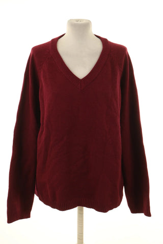Bordeauxroter Pullover