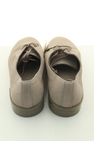 Beige Lederschuhe