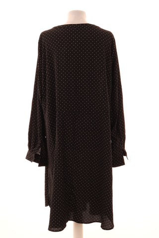 Kleid mit Punkten
