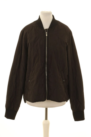 Schwarze Jacke