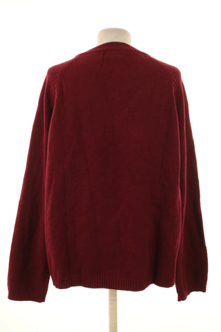 Bordeauxroter Pullover