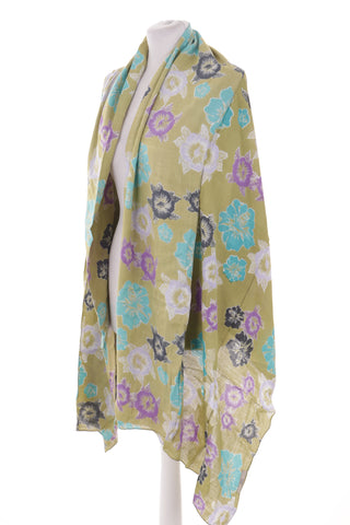 Schal mit Blumenmuster