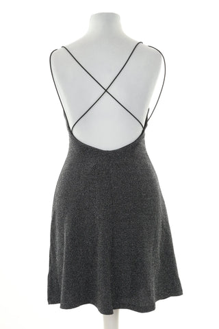Glänzendes Kleid