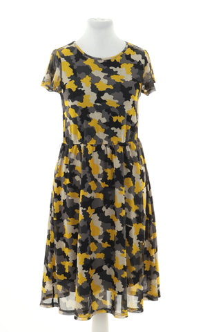 Tarnkleid