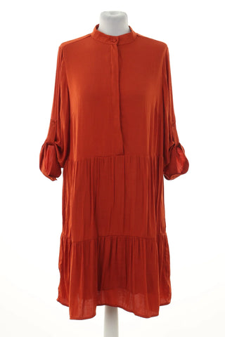Oranges Kleid