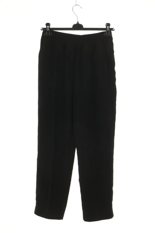 Schwarze Hose
