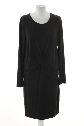 Graphitfarbenes Kleid