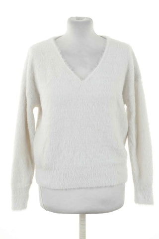Weißer Pullover