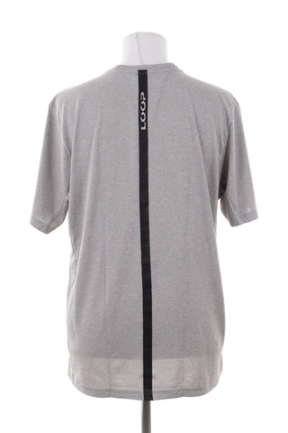 Blaues T-Shirt