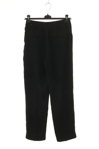 Schwarze Hose