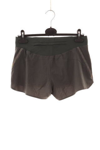 Grüne Shorts