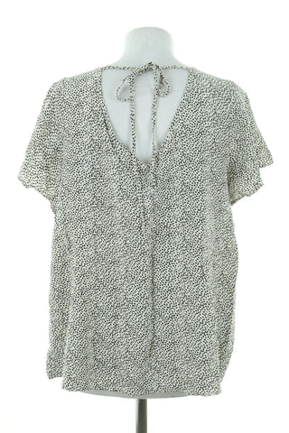 Bluse mit Punkten