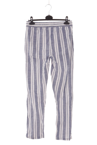 Hosen mit Gürtel