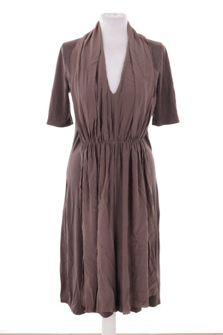 Braunes Kleid