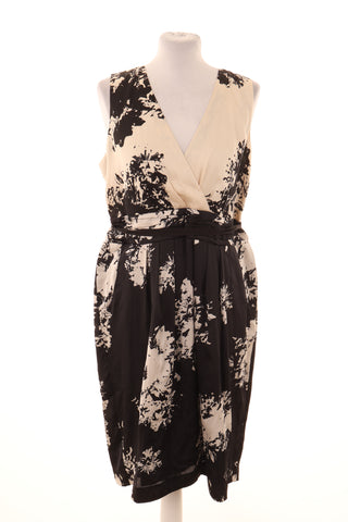 Kleid mit Muster