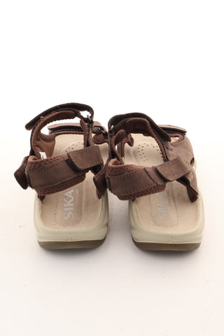 Braune Ledersandalen