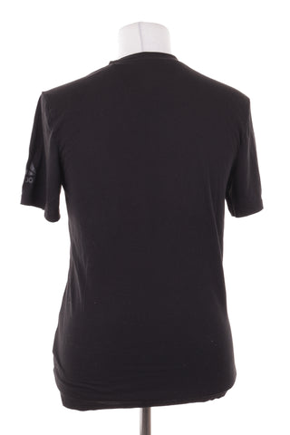 Schwarzes T-Shirt