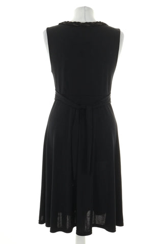 Schwarzes Kleid