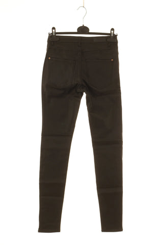 Schwarze Hose