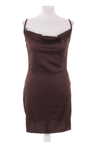 Schokoladenfarbenes Kleid