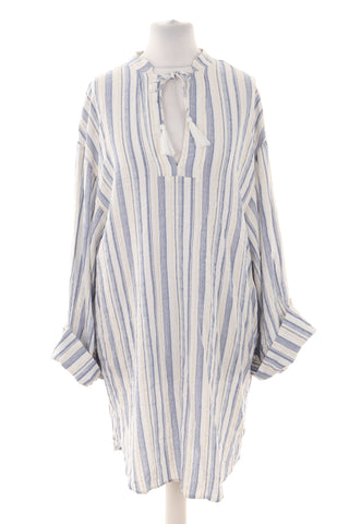 Kleid mit Streifen