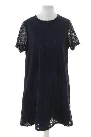 Dunkelblaues Kleid