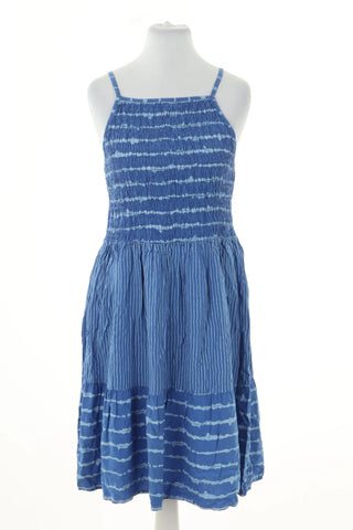 Blaues Kleid mit Streifen